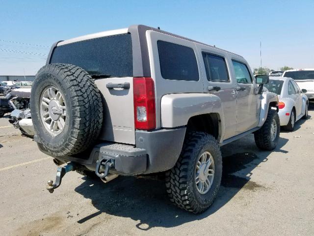 5GTDN136568218981 - 2006 HUMMER H3 BEIGE photo 4