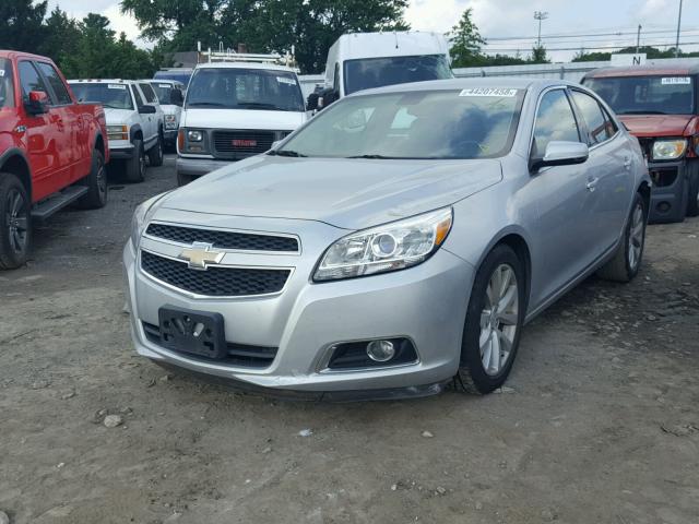 1G11E5SA6DF318743 - 2013 CHEVROLET MALIBU 2LT SILVER photo 2