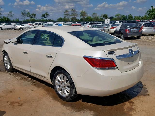 1G4GD5GR2CF314587 - 2012 BUICK LACROSSE P WHITE photo 3