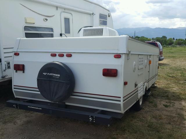 4CG633H1377295467 - 2007 FLEETWOOD HIGHLANDER WHITE photo 4