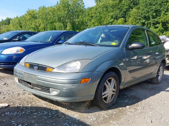 3FAFP31Z64R108171 - 2004 FORD FOCUS ZX3 GREEN photo 2