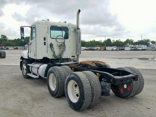 1FUJA6CKX5LU78796 - 2005 FREIGHTLINER CONVENTION WHITE photo 3