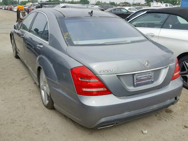 WDDNG7DB9DA515350 - 2013 MERCEDES-BENZ S 550 GRAY photo 3