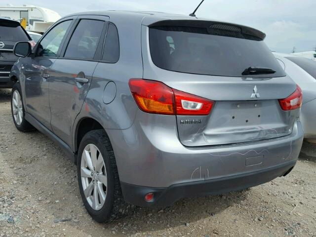 4A4AR3AU6FE024837 - 2015 MITSUBISHI OUTLANDER GRAY photo 3