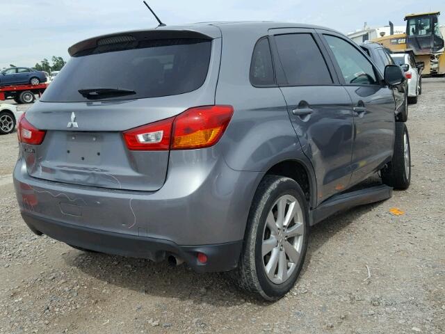 4A4AR3AU6FE024837 - 2015 MITSUBISHI OUTLANDER GRAY photo 4