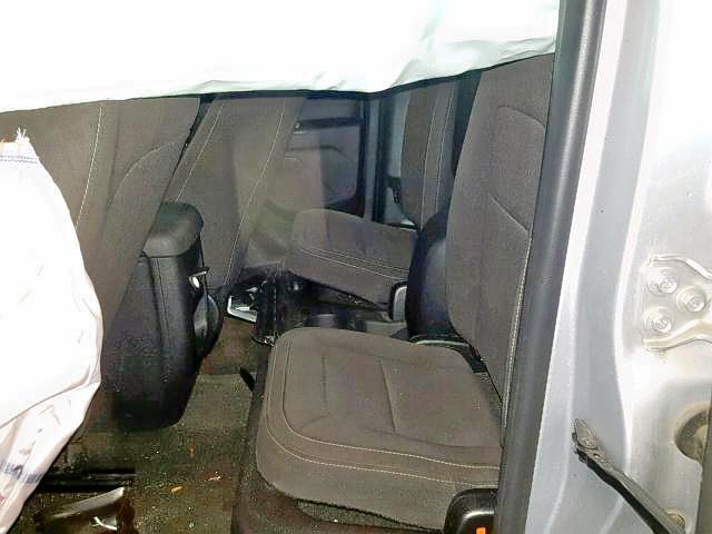 1GCHSBEA7F1148367 - 2015 CHEVROLET COLORADO L SILVER photo 6