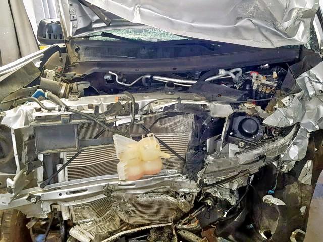 1GCHSBEA7F1148367 - 2015 CHEVROLET COLORADO L SILVER photo 7