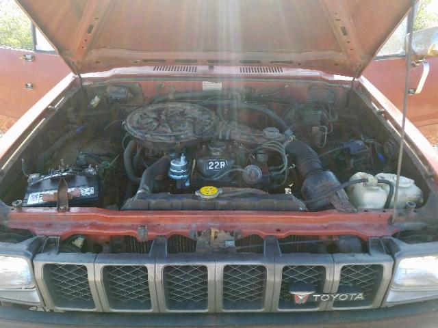 JT4RN38D8D0066979 - 1983 TOYOTA PICKUP RN3 RED photo 7