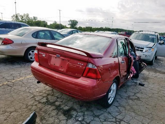 1FAHP34N05W126293 - 2005 FORD FOCUS ZX4 RED photo 4