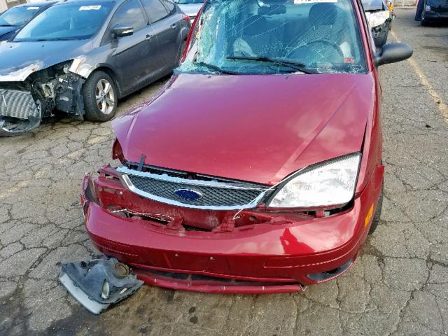 1FAHP34N05W126293 - 2005 FORD FOCUS ZX4 RED photo 7