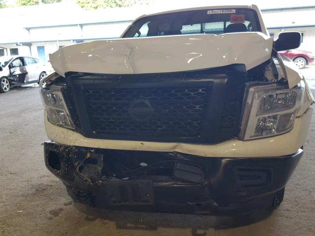 1N6BA1F15HN514692 - 2017 NISSAN TITAN XD S WHITE photo 9