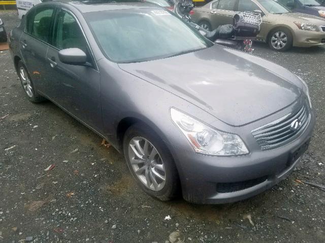 JNKCV61FX9M360451 - 2009 INFINITI G37 SILVER photo 1