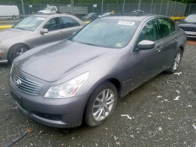 JNKCV61FX9M360451 - 2009 INFINITI G37 SILVER photo 2