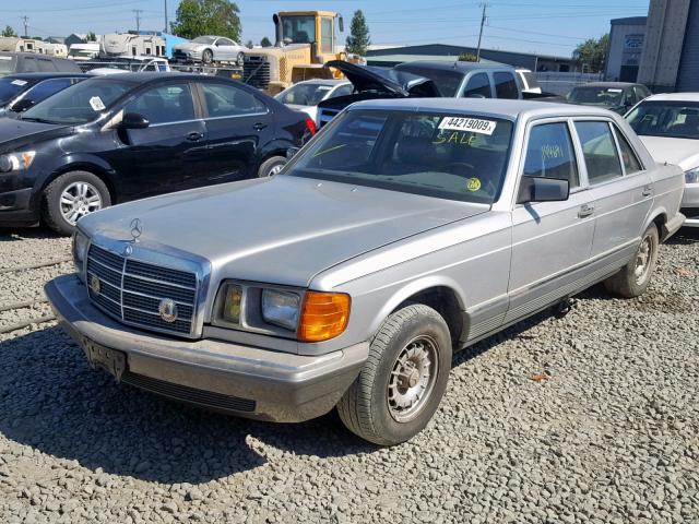 WDBCA33A4CB024955 - 1982 MERCEDES-BENZ 380 SEL SILVER photo 2