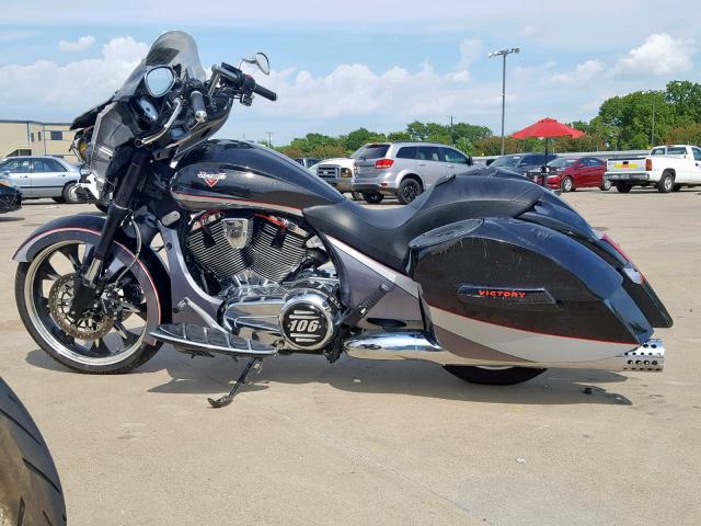 5VPYW36N9G3053196 - 2016 VICTORY MOTORCYCLES MAGNUM BLACK photo 9