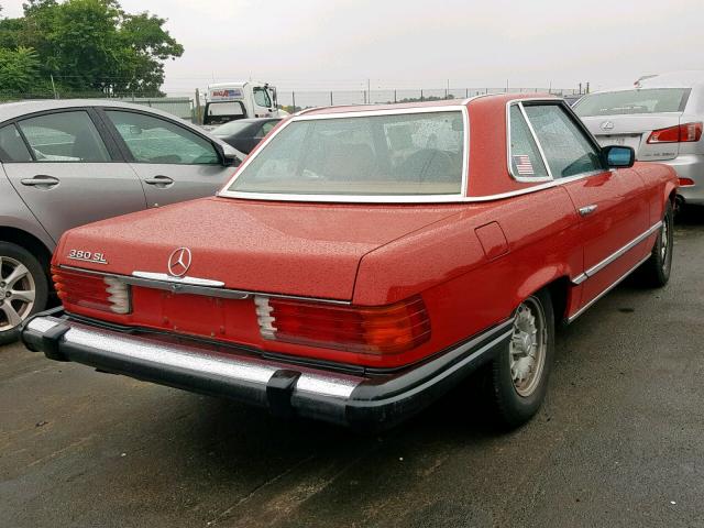 WDBBA45C1FA030593 - 1985 MERCEDES-BENZ 380 SL RED photo 4