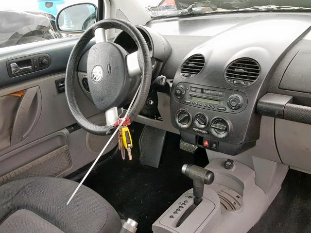 3VWBK21C53M419516 - 2003 VOLKSWAGEN NEW BEETLE ნაცრისფერი ფოტო 9