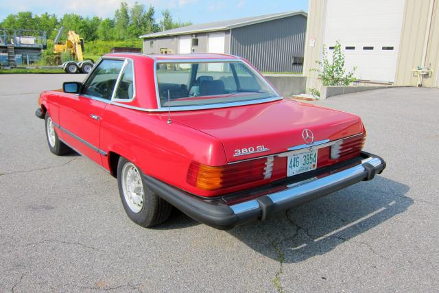 WDBBA45AXBB008563 - 1981 MERCEDES-BENZ 380 SL RED photo 5