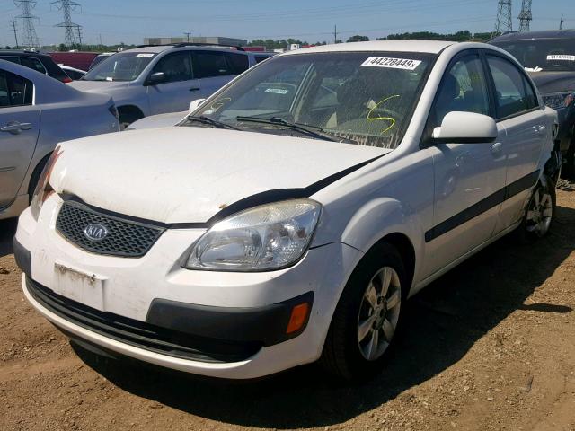 KNADE123766047996 - 2006 KIA RIO WHITE photo 2