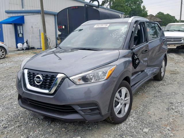 3N1CP5CU3KL515071 - 2019 NISSAN KICKS S GRAY photo 2