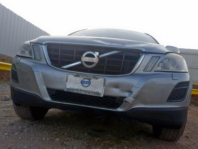 YV4940DL4D2430993 - 2013 VOLVO XC60 3.2 SILVER photo 9