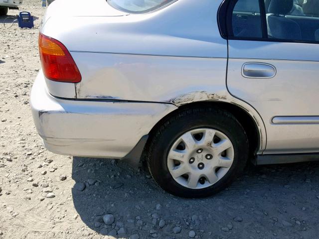 2HGEJ6617YH568096 - 2000 HONDA CIVIC BASE SILVER photo 9