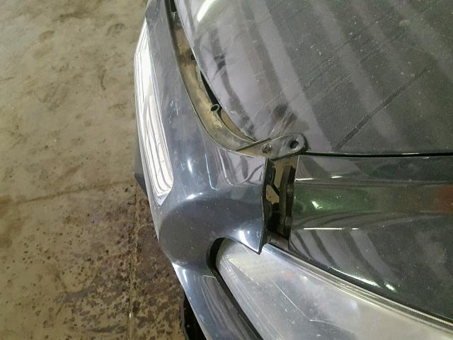 1G1ZE5E19BF271056 - 2011 CHEVROLET MALIBU LTZ ნაცრისფერი ფოტო 9