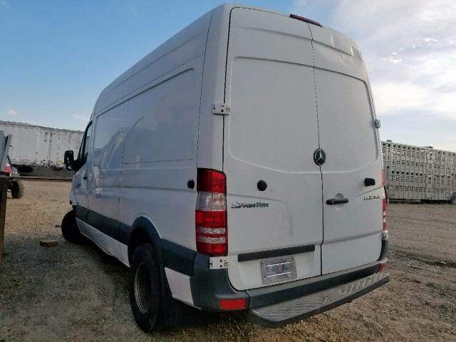 WD3PF3CC5C5633602 - 2012 MERCEDES-BENZ SPRINTER 3 WHITE photo 3