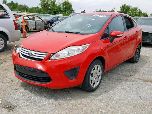 3FADP4BJXDM185631 - 2013 FORD FIESTA SE RED photo 2