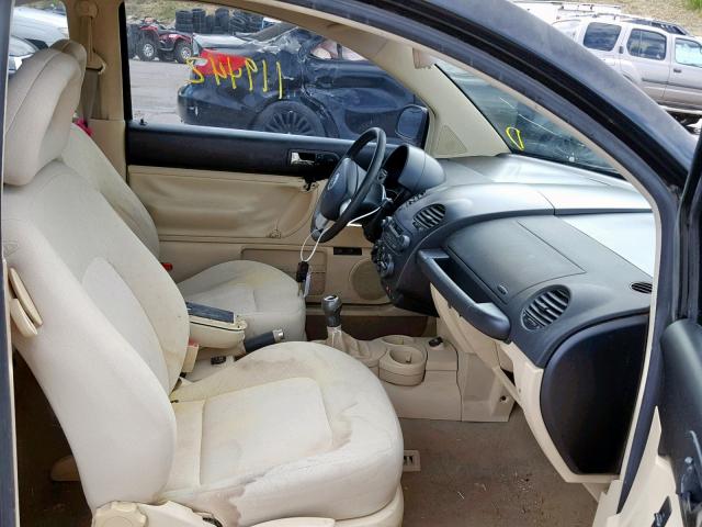 3VWCB21C92M436645 - 2002 VOLKSWAGEN NEW BEETLE Schwarz Foto 5