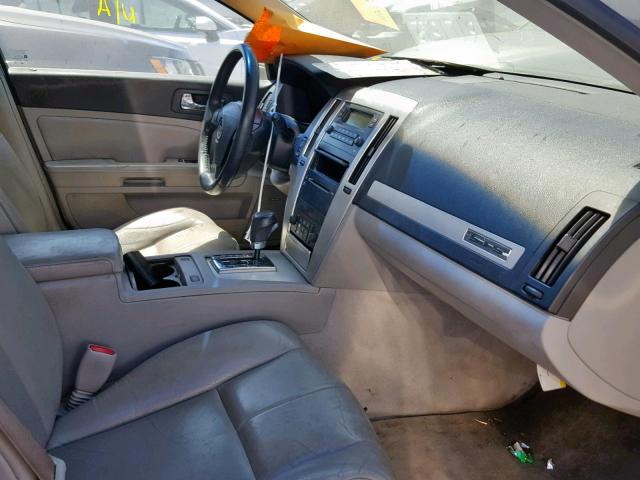 1G6DW677850150504 - 2005 CADILLAC STS GRAY photo 5