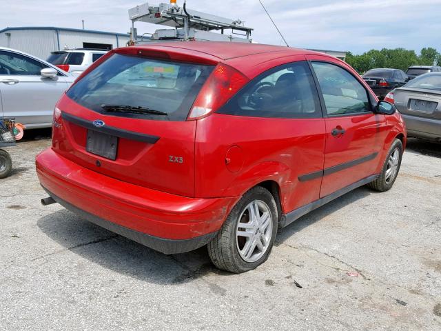 3FAFP313XYR126724 - 2000 FORD FOCUS ZX3 RED photo 4
