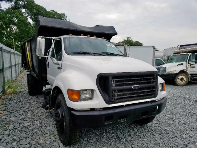 3FDNF6582YMA65751 - 2000 FORD F650 SUPER WHITE photo 1