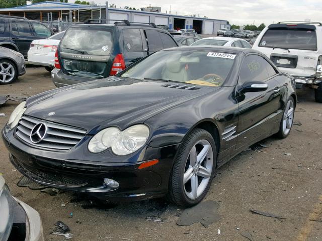 WDBSK75F35F088120 - 2005 MERCEDES-BENZ SL 500 BLACK photo 2