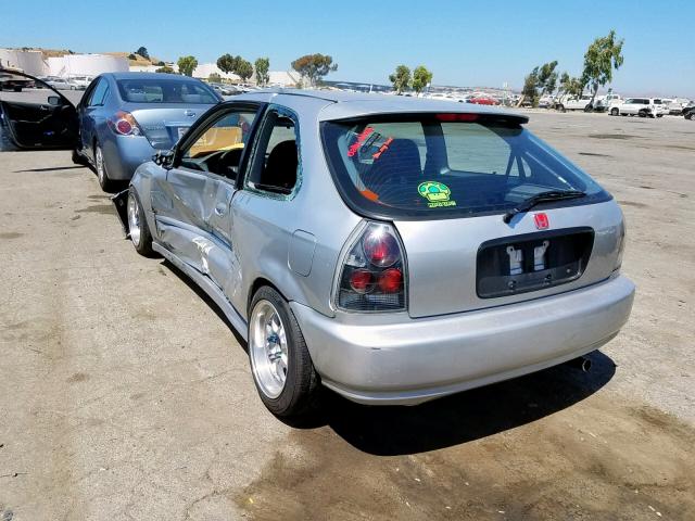 2HGEJ6343VH100411 - 1997 HONDA CIVIC DX SILVER photo 3