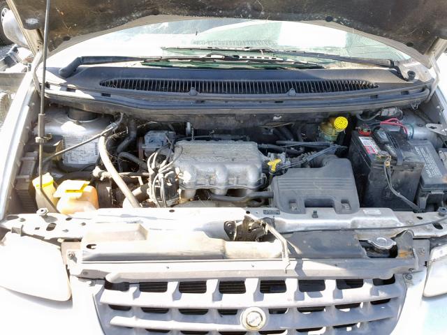 2C4GJ2533YR716855 - 2000 CHRYSLER VOYAGER SILVER photo 7