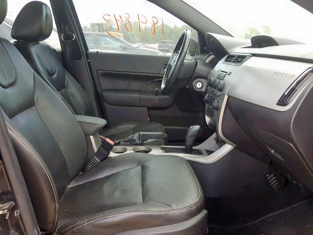 1FAHP36N09W255492 - 2009 FORD FOCUS SES BLACK photo 5