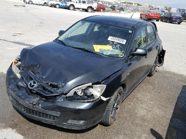 JM1BK344281792532 - 2008 MAZDA 3 HATCHBAC BLACK photo 2