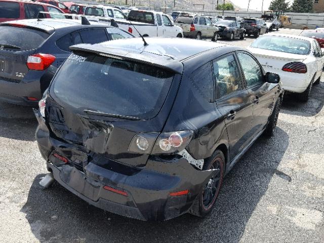 JM1BK344281792532 - 2008 MAZDA 3 HATCHBAC BLACK photo 4