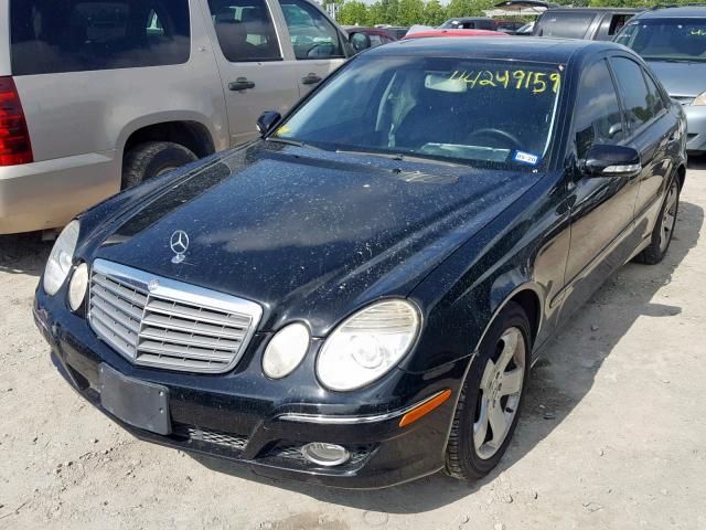 WDBUF72X57B080718 - 2007 MERCEDES-BENZ E 550 BLACK photo 2