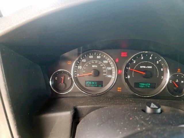 1J8HH48K87C574131 - 2007 JEEP COMMANDER BLACK photo 8