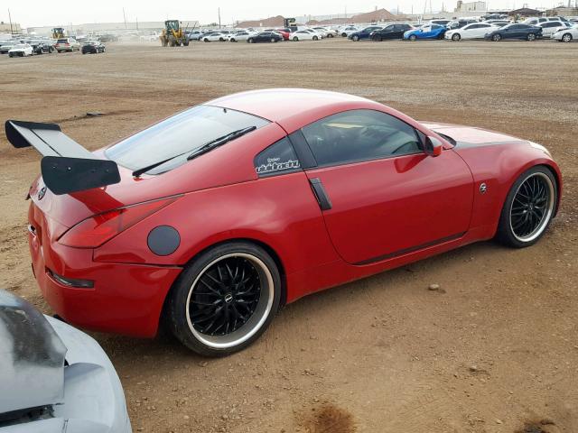 JN1AZ34E25M652381 - 2005 NISSAN 350Z RED photo 4