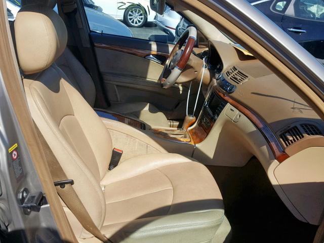 WDBUF87X28B278169 - 2008 MERCEDES-BENZ E 350 4MAT TAN photo 5