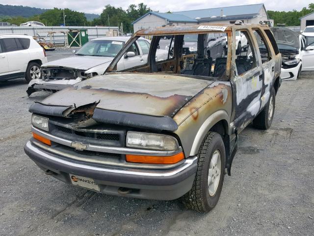 1GNDT13W11K264209 - 2001 CHEVROLET BLAZER BURN photo 2