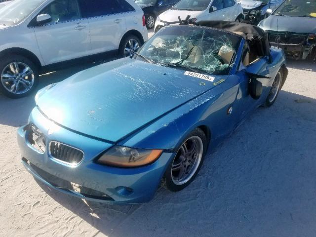 4USBT33413LS40929 - 2003 BMW Z4 2.5 BLUE photo 2