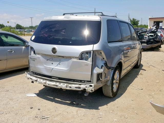 2C4RVABG5CR294353 - 2012 VOLKSWAGEN ROUTAN SE SILVER photo 4