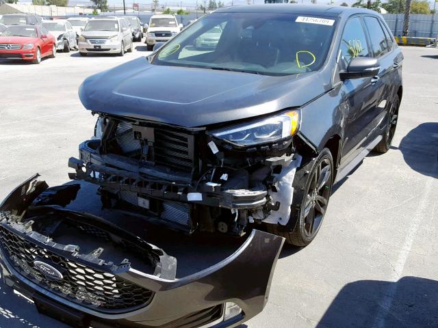 2FMPK4AP2KBB10007 - 2019 FORD EDGE ST GRAY photo 2