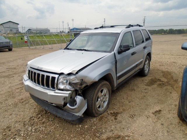 1J4HR48N05C598297 - 2005 JEEP GRAND CHER SILVER photo 2