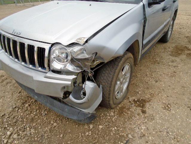 1J4HR48N05C598297 - 2005 JEEP GRAND CHER SILVER photo 9