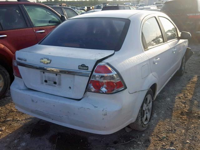 KL1TD56617B048834 - 2007 CHEVROLET AVEO BASE WHITE photo 4